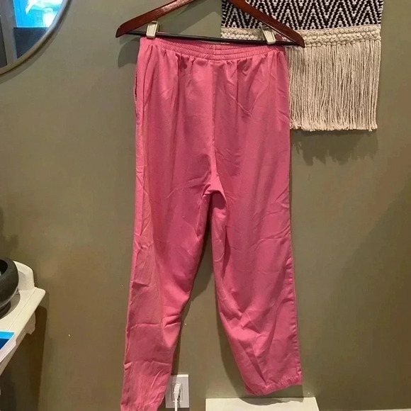 VINTAGE BASIC EDITIONS PINK WIDE LEG PANTS SIZE MEDIUM - Picture 2 of 3